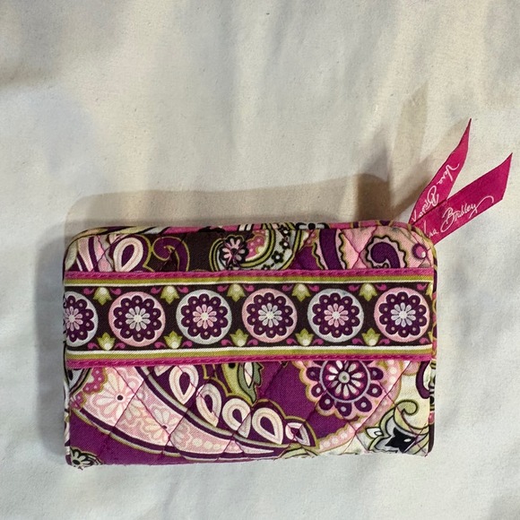 Vera Bradley Handbags - Vera Bradley Wallet Coin Pouch Card Holder ID Window Pink Purple Floral‎ Quilted
